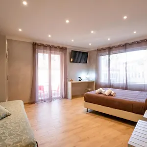 Le Di Nana' San Remo